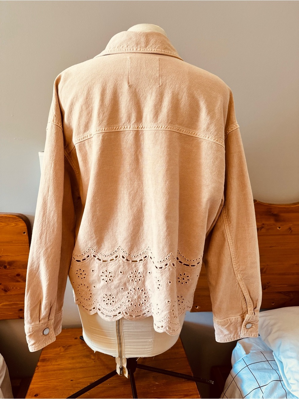 Zara Blush Pink Eyelet-Hem Denim Jean Jacket M L XL - Picture 8 of 16